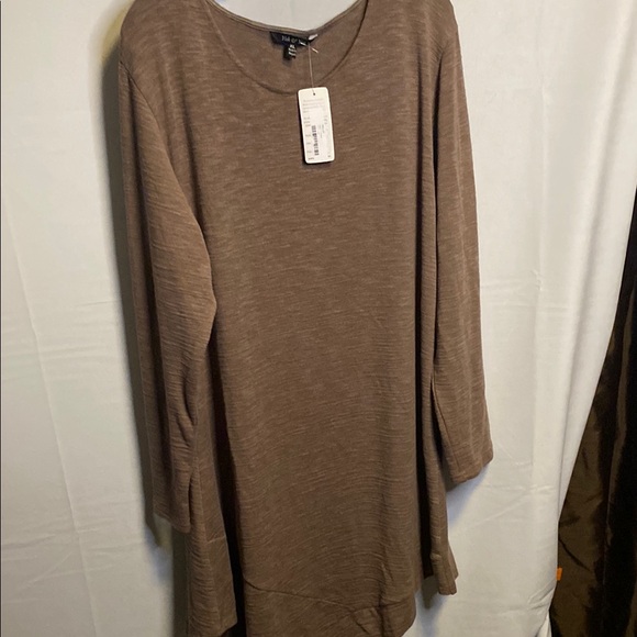 Yak & yeti nwt taupe dress - Picture 1 of 8
